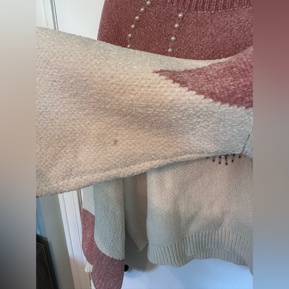 VICI beaded two tone color block mauve & cream  Embellished  sweater #1810 - Picture 6 of 8